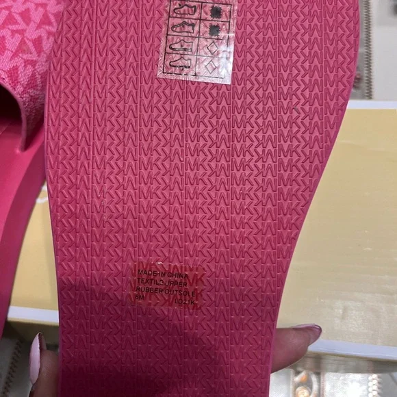 Michael Kors Fuchsia Slide Sandals - Picture 4 of 7